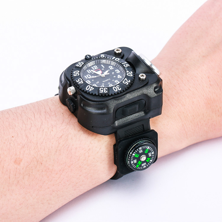 Outdoor tactical wrist light w - Outdoor Lighting The Range のレビューと価格